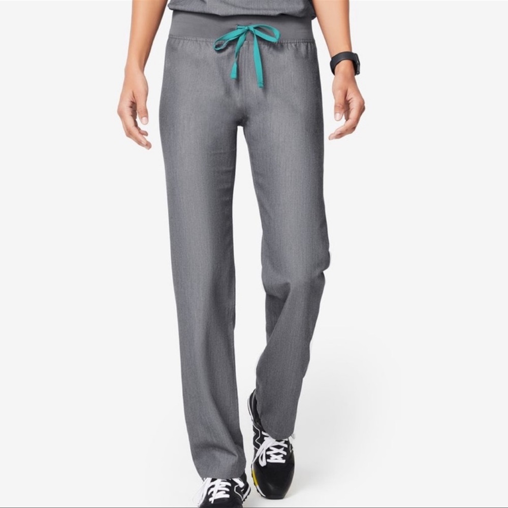 FIGS Livingston Scrub Pants in Graphite Women’s Size Small